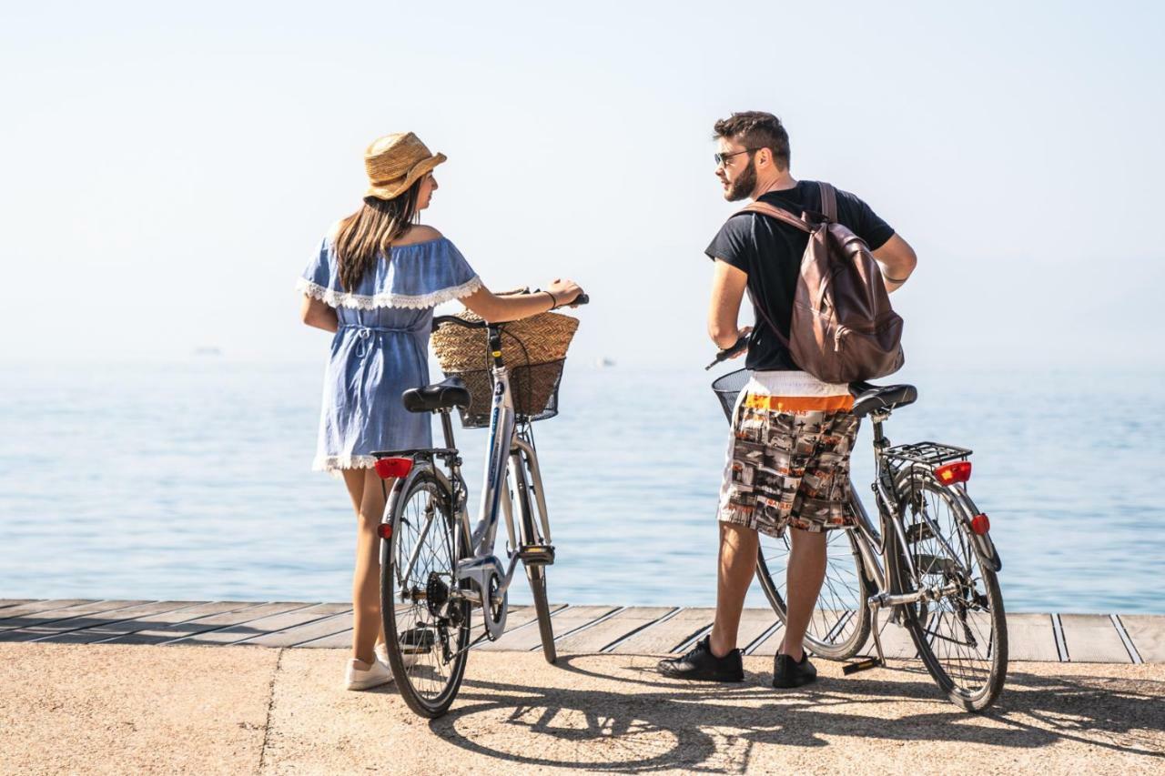 B City Hotel Μπαρντολίνο Εξωτερικό φωτογραφία